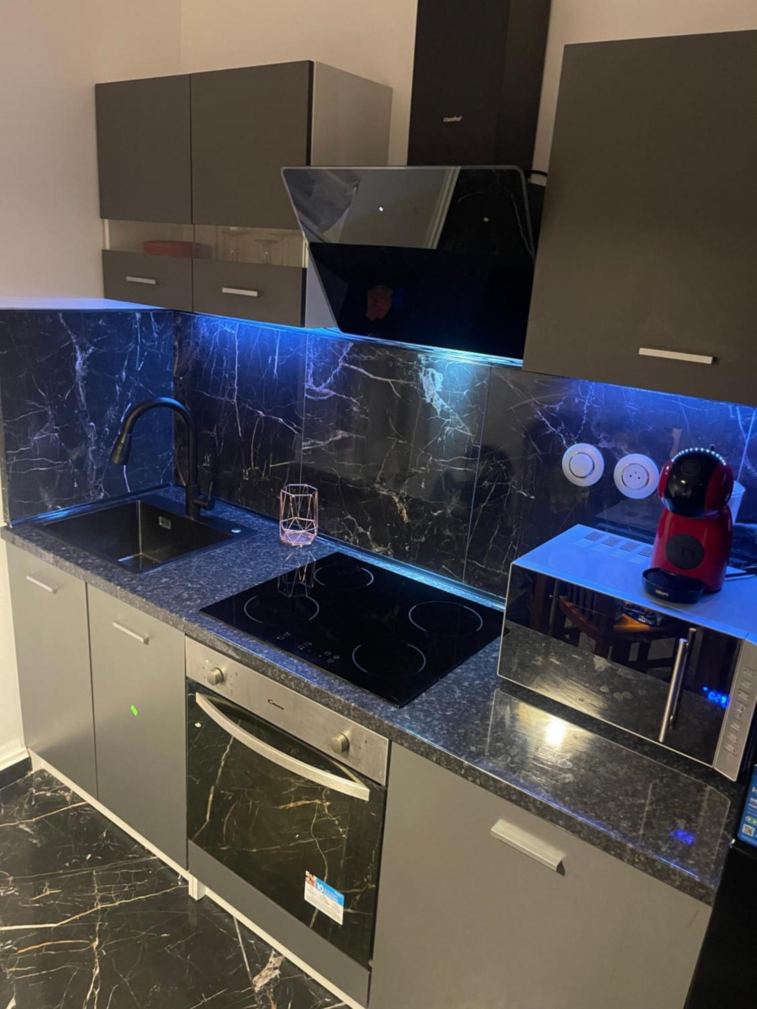 Appartement 3 Pieces En Face La Gare De Creil Zewnętrze zdjęcie